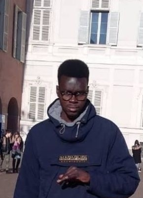 Cheikh, 22, Repubblica Italiana, Fossano
