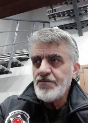 Ali, 51, Türkiye Cumhuriyeti, Adapazarı