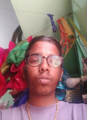 Shyam Gadade, 19, India, Pune