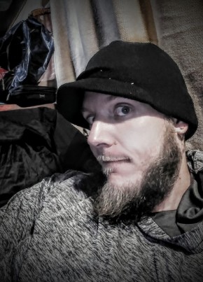Bz “Bz”, 38, United States of America, Dayton