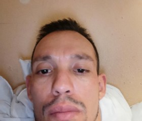 Ulises, 39, San Isidro