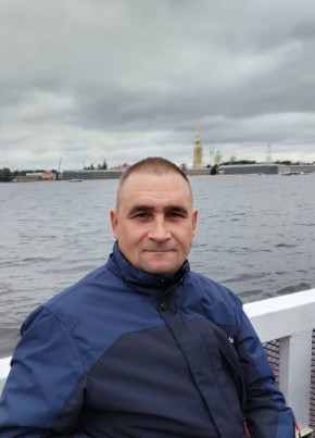 Александр из Боровичи 46 лет