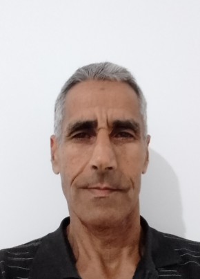 Youcef, 53, People’s Democratic Republic of Algeria, Algiers