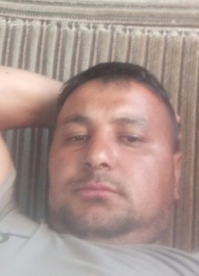 Джонибек из Елизово 37 лет