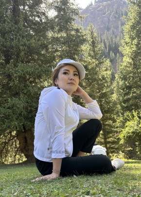 Алтынай, 31, Кыргыз Республикасы, Бишкек