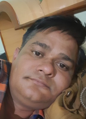 Nirmal Singh, 39, India, Dīg