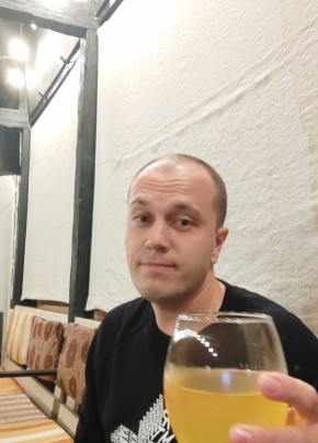 Ilya, 32, Russia, Voronezh