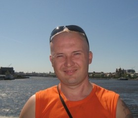 Валентин, 46 лет, Санкт-Петербург