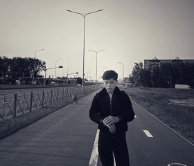 Zhokha, 19, Los Angeles