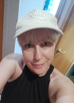 Ирина из Омска 43 года