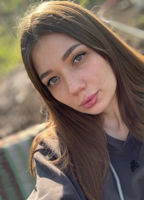 Елена, 28, Россия, Балаково