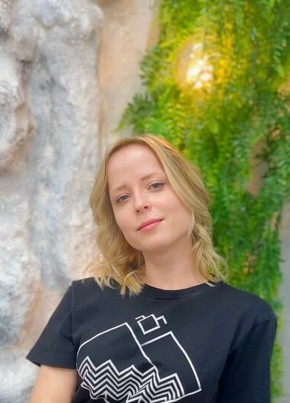 Полина