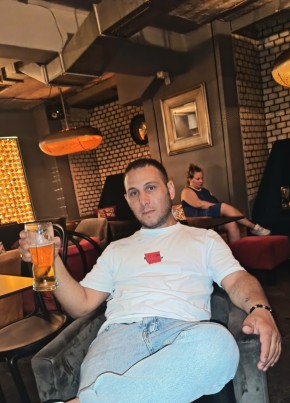 Giorgi из Wałbrzych 34 года