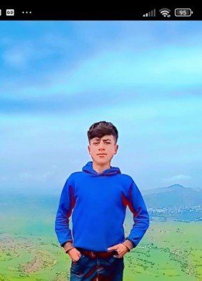 Mahmut, 18, Türkiye Cumhuriyeti, Ankara