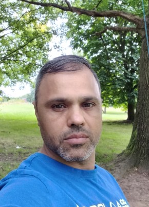 Petre, 41, United Kingdom, London