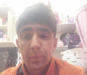 Leonel, 21, Molina