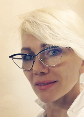 Oksana, 52, Russia, Yekaterinburg