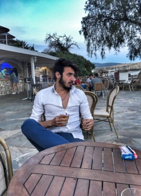 Batuhan, 28, Türkiye Cumhuriyeti, Elmadağ