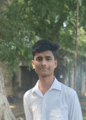 Abinesh, 18, India, Madurai