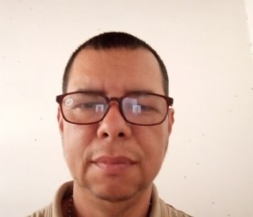 José, 49, Garzon
