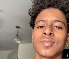 Kentrell, 28, San Marcos (State of Texas)