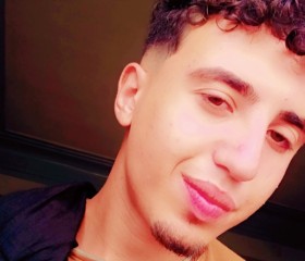 Abo Reda, 23, Cairo