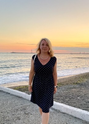 Elena, 49, Russia, Moscow