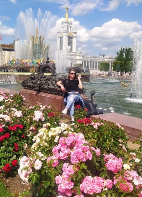 Юлия, 42, Россия, Великий Новгород