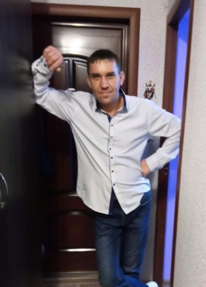 Максим, 42, Россия, Саратов