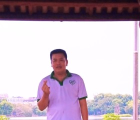 Long, 33, Hanoi