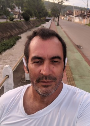 Adelmo Santos, 53, República Federativa do Brasil, Belo Horizonte