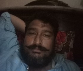 Farooq Awan, 27 лет, کراچی