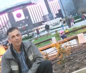 Emad, 53, Sofia