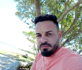 Edito, 33, Santo Domingo