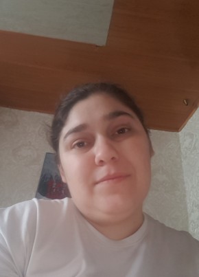 джамиля из Кизляра 18 лет