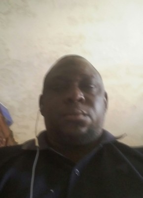 Ndiaye, 49, République du Sénégal, Dakar