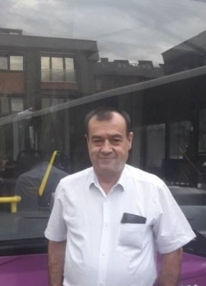 Dede Torunlar, 57, Türkiye Cumhuriyeti, İstanbul