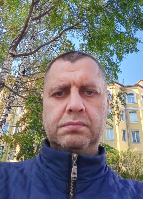 Павел из Сыктывкара 49 лет