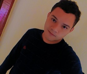 Emanuel, 26, Fortaleza