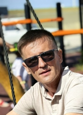 Михаил из Краснодара 38 лет