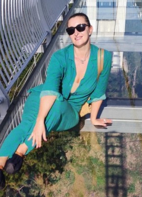 Anna, 40, Kyrgyzstan, Bishkek