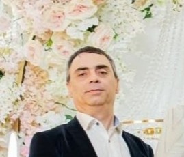 Armenchik, 50, Sochi