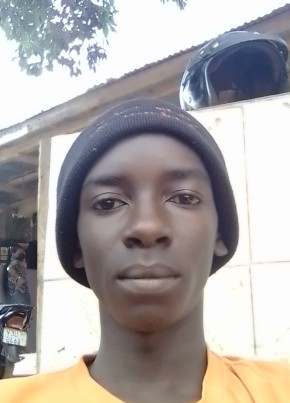 Dalton Lander, 19, Uganda, Kampala