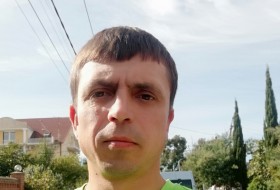 Yuriy, 41 - Just Me