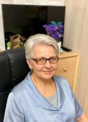 Надежда из Дорогобужа 76 лет
