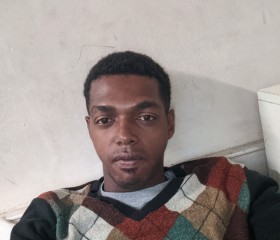 NGOLAM ELOI, 21, Antananarivo