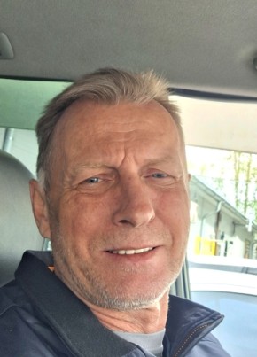 Aleksandr, 56, Russia, Neryungri