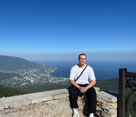 Grigoriy, 23, Voyinka