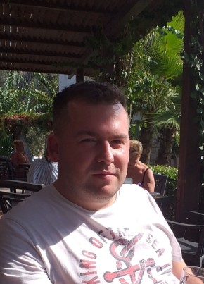 Oleg, 39, Russia, Saint Petersburg