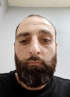 Роман из Волгограда 39 лет